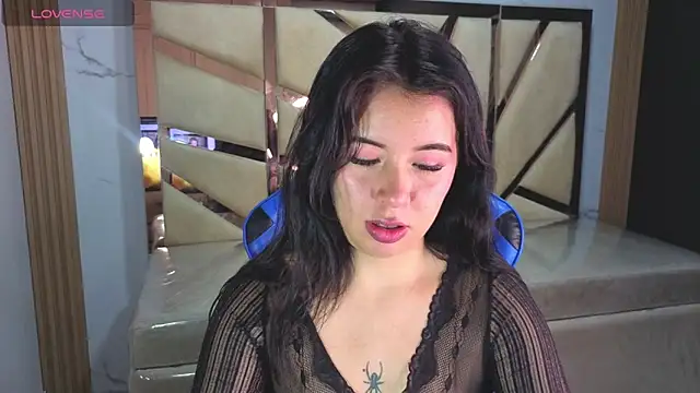 Kylia a online show from 03/12/26, 08:04