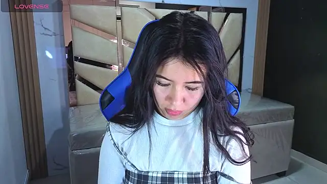 Kylia a online show from 03/23/26, 08:13