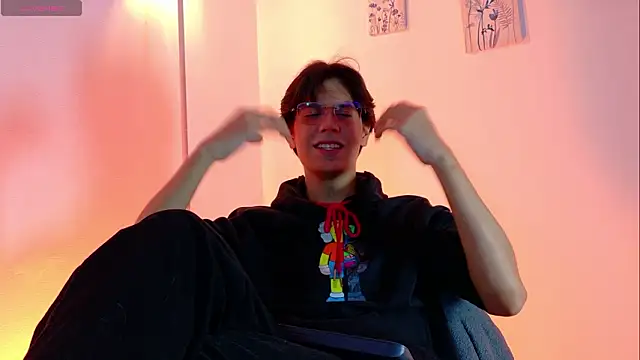 lui x dust online show from 03/13/26, 04:41