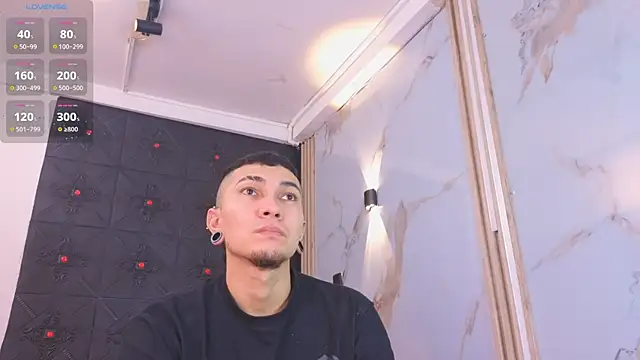 Logan and Reachel online show from 03/29/26, 07:14