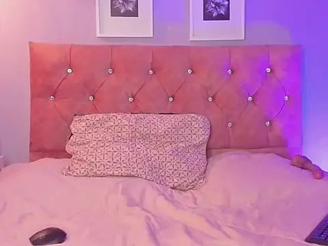 lilirousee online show from 03/04/26, 07:09