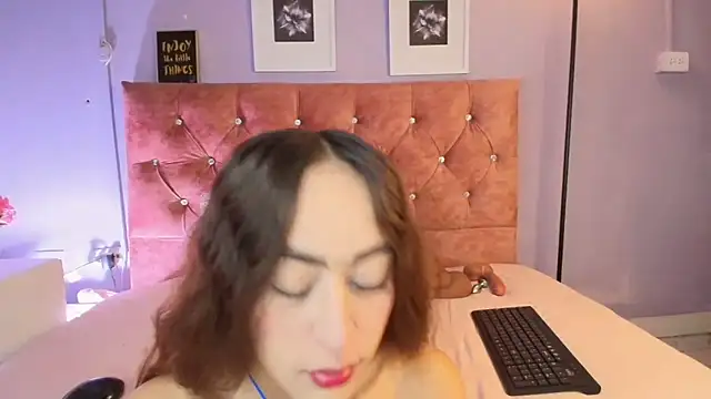 Snapshot of lilirousee chatting on 05/29/26, 07:12 lilirousee online show from 05/29/26, 07:12
