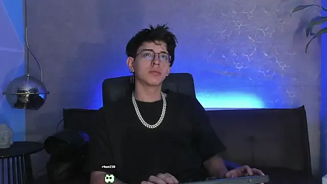 Angel scott2 online show from 03/05/26, 11:39