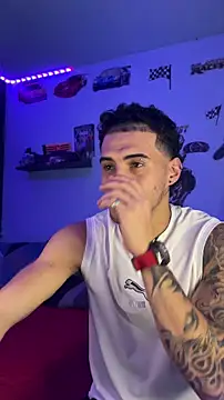 Snapshot of TOMAS_CONOR chatting on 02/24/26, 12:41 TOMAS CONOR online show from 02/24/26, 12:41