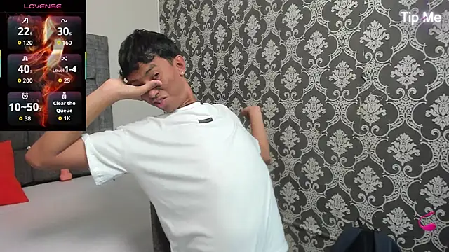 Little Twink19x online show from 03/30/26, 07:15