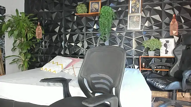 Snapshot of Jeremy_wallker chatting on 07/18/26, 06:12 Jeremy wallker online show from 07/18/26, 06:12
