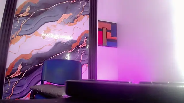 Alondra Wile online show from 04/22/26, 07:15