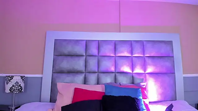 LunaDamasco online show from 03/28/26, 08:08