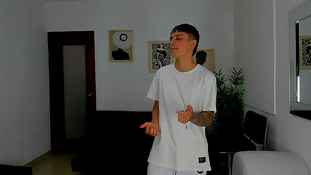 crazyhouse01 online show from 03/05/26, 07:43