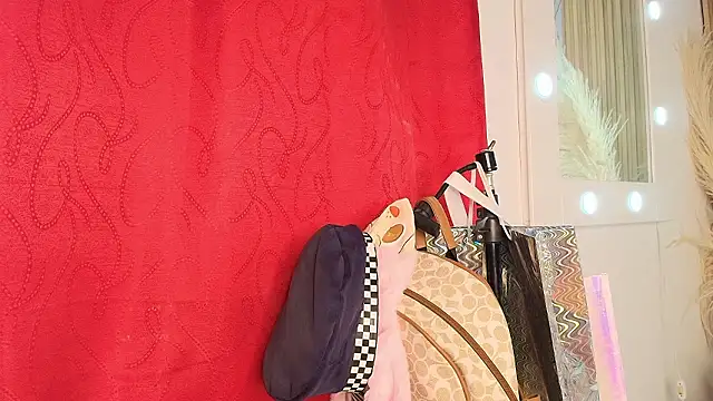 Aurorariccii online show from 03/07/26, 07:38