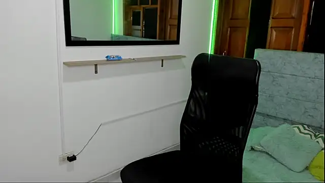 Aysha winxs online show from 03/07/26, 03:14