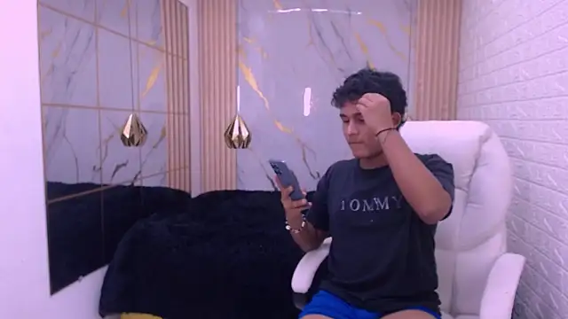 velvet o online show from 03/06/26, 05:15