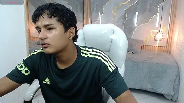 velvet o online show from 03/08/26, 05:00