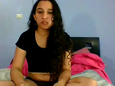 scarlettscottx  online show from 05/04/26, 01:34