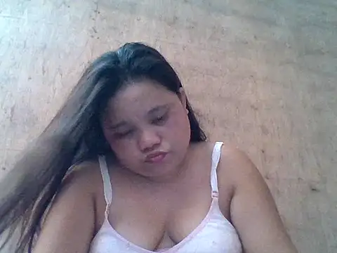 sweetlyn31 online show from 04/14/26, 03:12