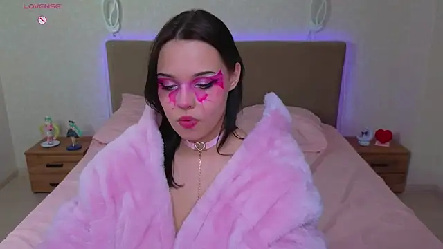 DorisLuxury online show from 04/24/26, 06:43