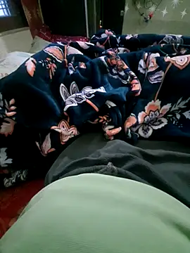 Snapshot of iambesting chatting on 02/21/26, 12:28 iambesting online show from 02/21/26, 12:28