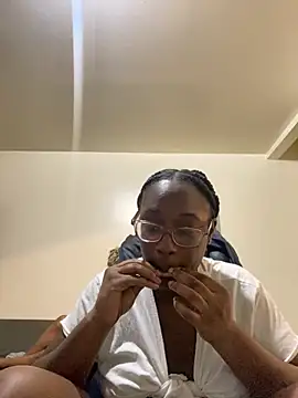 Sinfulwaterfalls online show from 03/05/26, 08:21