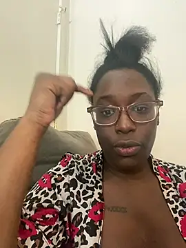 Sinfulwaterfalls online show from 05/08/26, 06:46