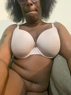 Sinfulwaterfalls online show from 05/12/26, 03:03