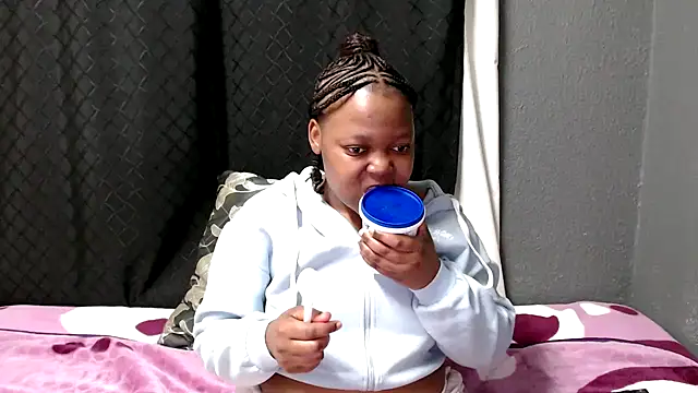 CrazeAss online show from 04/21/26, 07:39