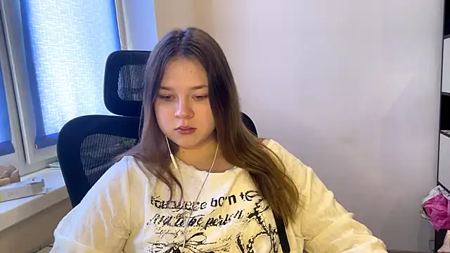 TomikoPfau online show from 03/09/26, 07:56