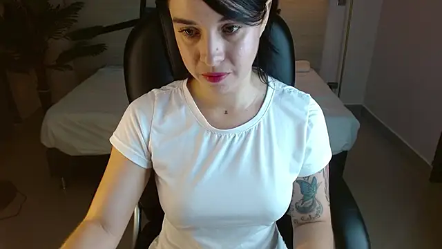 Anne blake online show from 04/24/26, 12:07