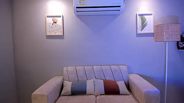 Snapshot of enma_glas chatting on 04/27/26, 12:36 enma glas online show from 04/27/26, 12:36