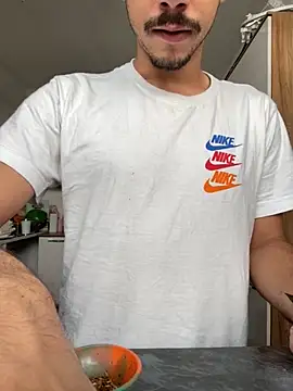 Exclusiveboy69 online show from 04/22/26, 03:02