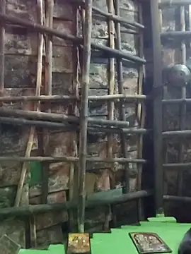 Nivya-Singh online show from 04/14/26, 10:54