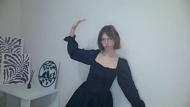 Kate Mooss online show from 02/20/26, 03:34