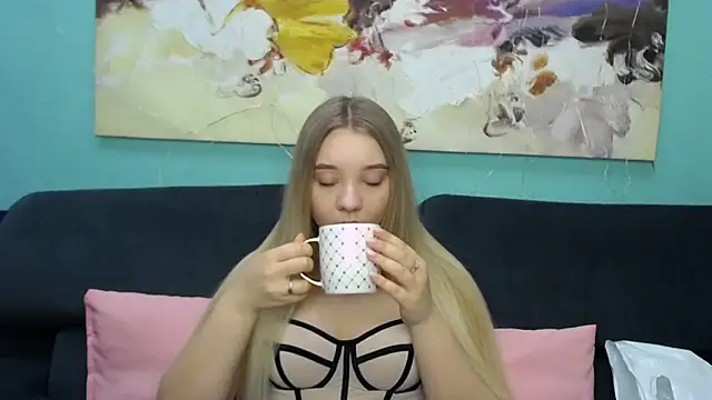 MilanaSiia online show from 03/06/26, 05:37