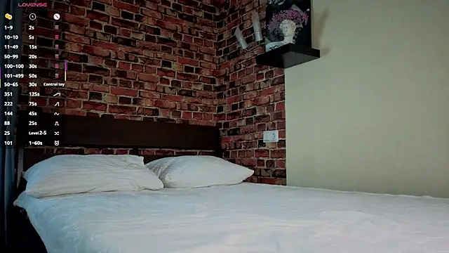 Six Seven7 online show from 04/18/26, 07:07