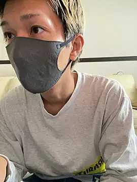 Snapshot of Yumemiru-k chatting on 06/29/26, 02:18 Yumemiru-k online show from 06/29/26, 02:18