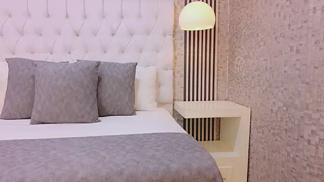 AmberHundson online show from 03/07/26, 12:57