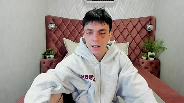 ClarkBev online show from 04/15/26, 06:20