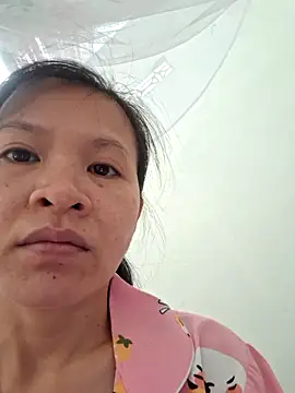 kieuqueen92 online show from 02/21/26, 05:19