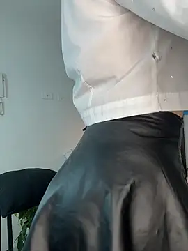 Viictoria-Jones online show from 03/26/26, 01:17