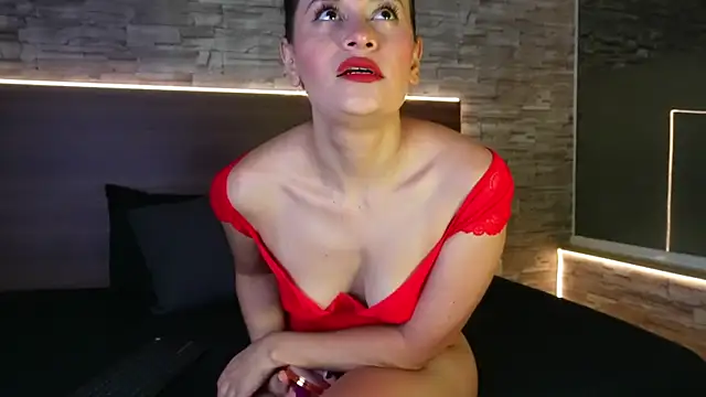 zenda Biancha online show from 04/21/26, 11:49