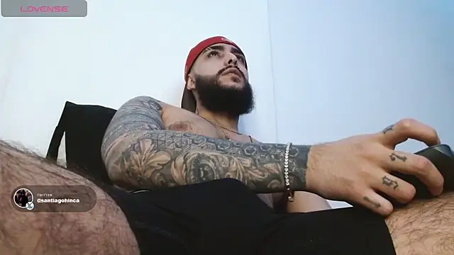 SantiagoHincapiie online show from 04/14/26, 12:05