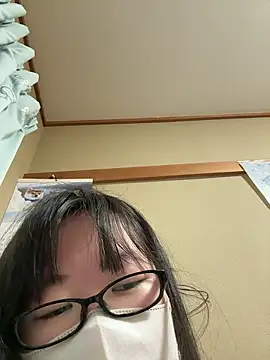 nana ayu4696 online show from 04/22/26, 07:15