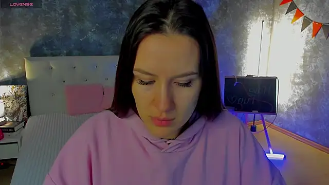 asti bubbles online show from 04/21/26, 12:34