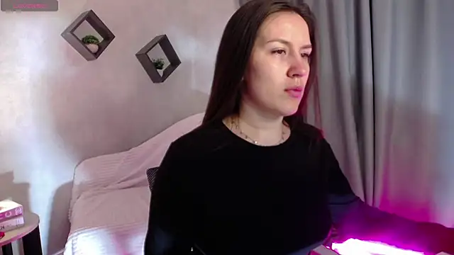 Snapshot of asti_bubbles chatting on 05/06/26, 01:14 asti bubbles online show from 05/06/26, 01:14