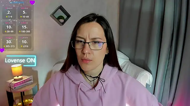 Snapshot of asti_bubbles chatting on 05/15/26, 12:39 asti bubbles online show from 05/15/26, 12:39