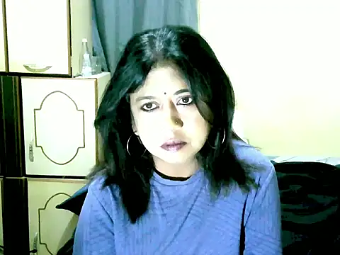 Snapshot of IndianPleasures21 chatting on 06/08/26, 03:07 IndianPleasures21 online show from 06/08/26, 03:07