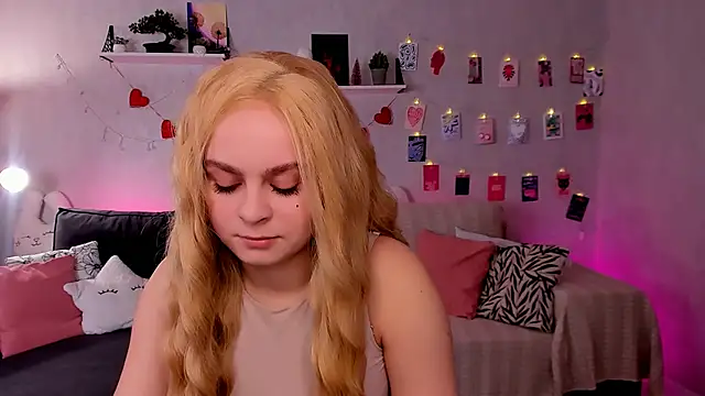 VivienAllen online show from 02/21/26, 04:24