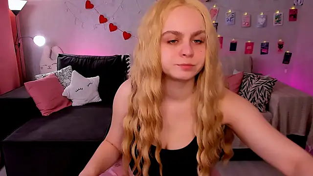 VivienAllen online show from 03/10/26, 04:17