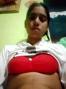 wifedesi7050 online show from 04/08/26, 08:20