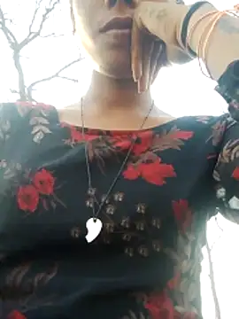 wifedesi7050 online show from 04/09/26, 11:48