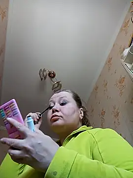 KiraStanton online show from 02/22/26, 09:41